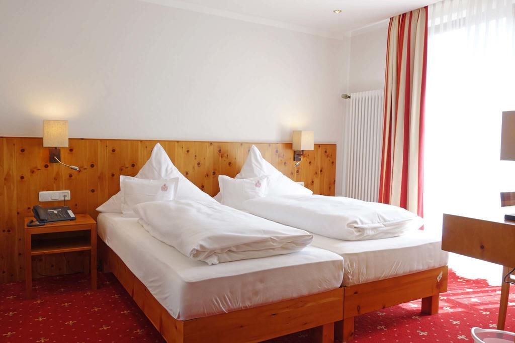 Naturhotel Ruegers Forstgut เมสเพลบรุนน์ ภายนอก รูปภาพ
