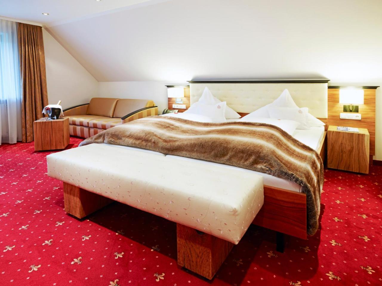 Naturhotel Ruegers Forstgut เมสเพลบรุนน์ ภายนอก รูปภาพ