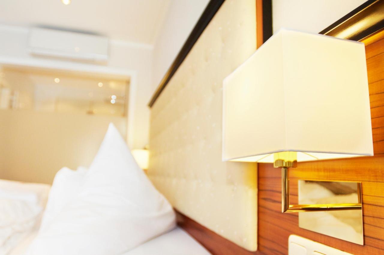 Naturhotel Ruegers Forstgut เมสเพลบรุนน์ ภายนอก รูปภาพ